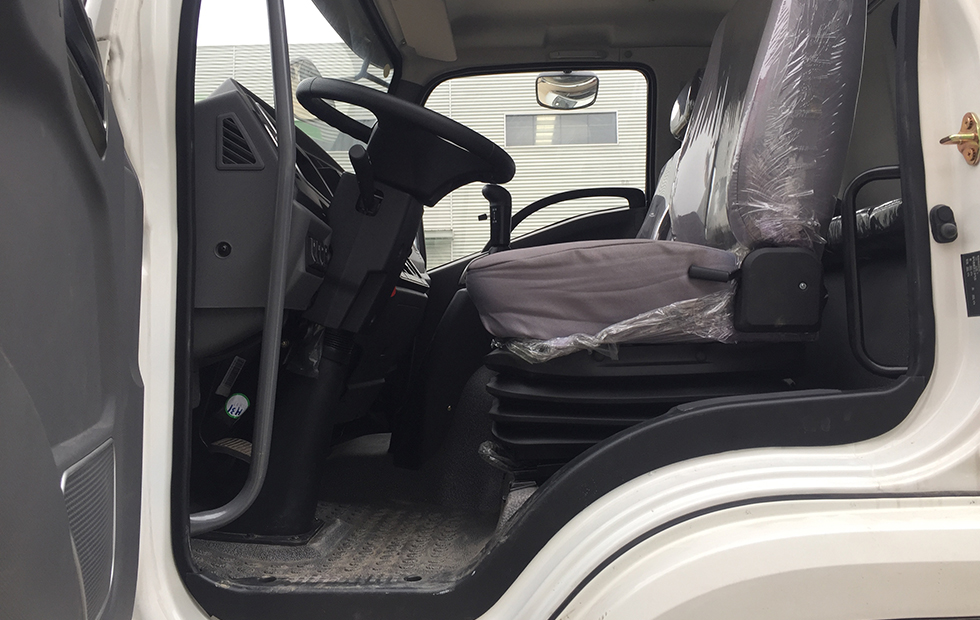 齊東方牌CLD5070JQJ6QL型橋梁檢測車